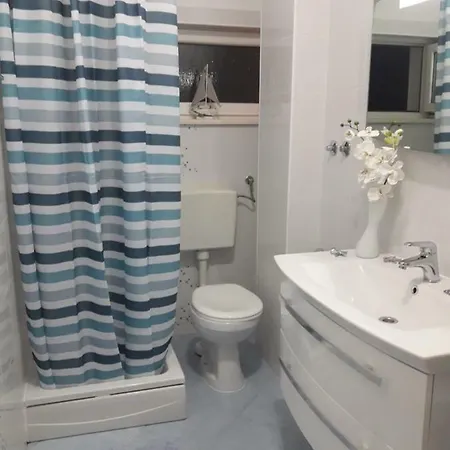 Apartment Tomo *